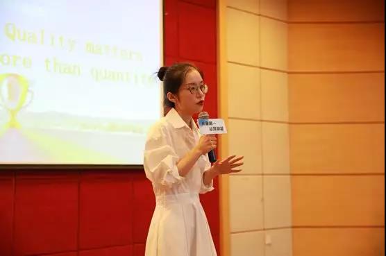 1574078156725715.jpg 盧辰影.jpg