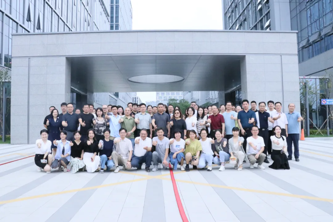 20250221134558558319.jpg 661.jpg